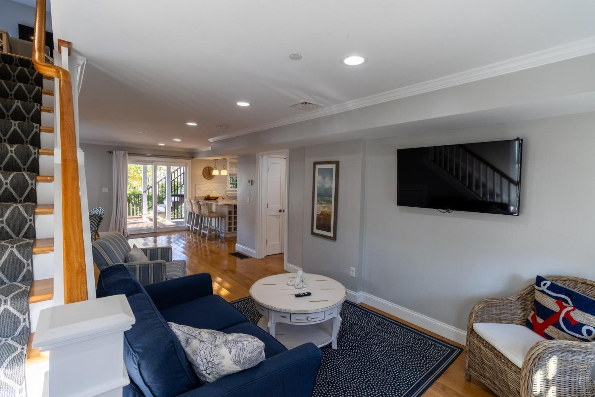 Апартаменты The Newport Lofts - 617 Thames Street Экстерьер фото