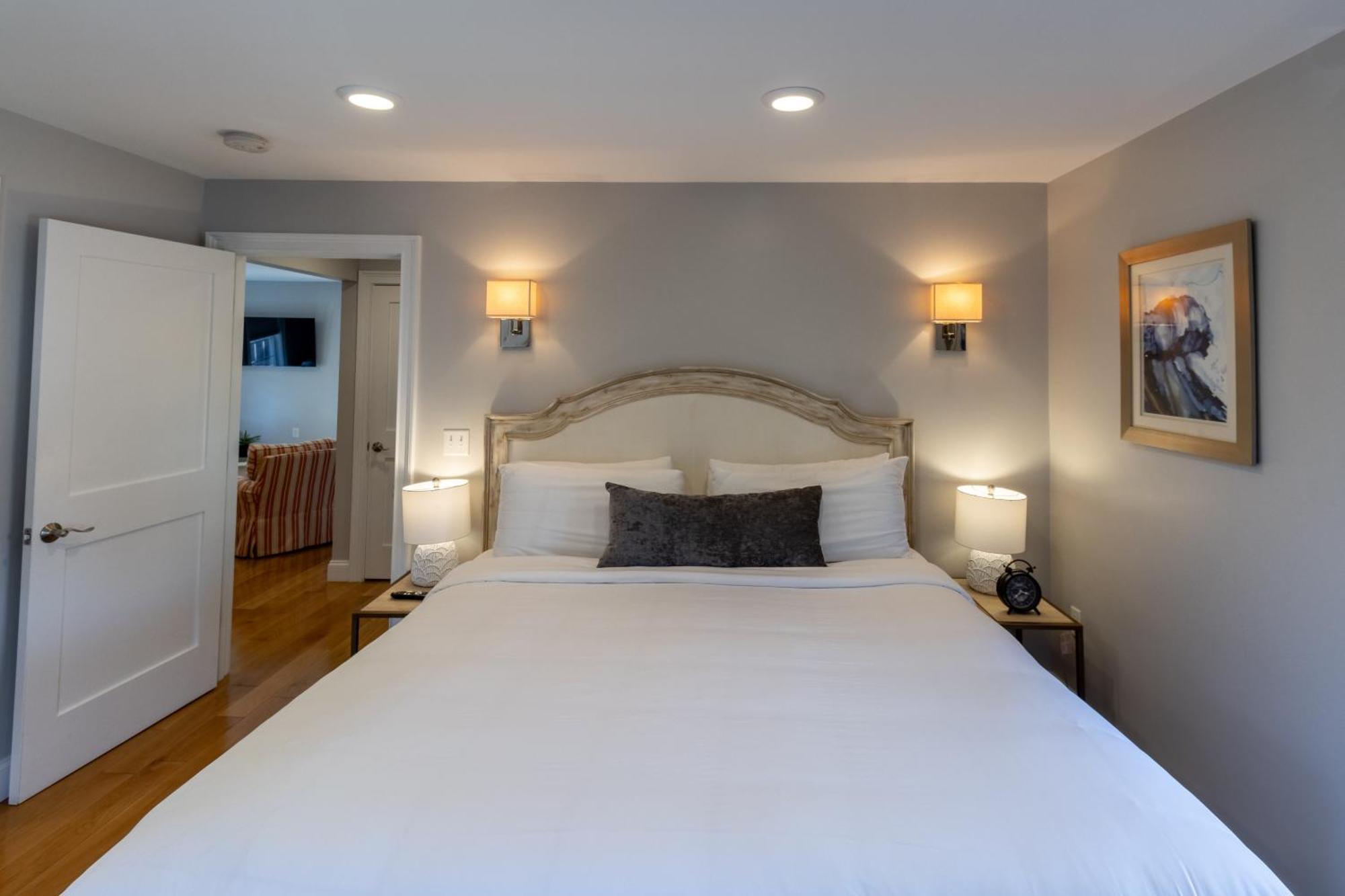 Апартаменты The Newport Lofts - 617 Thames Street Экстерьер фото